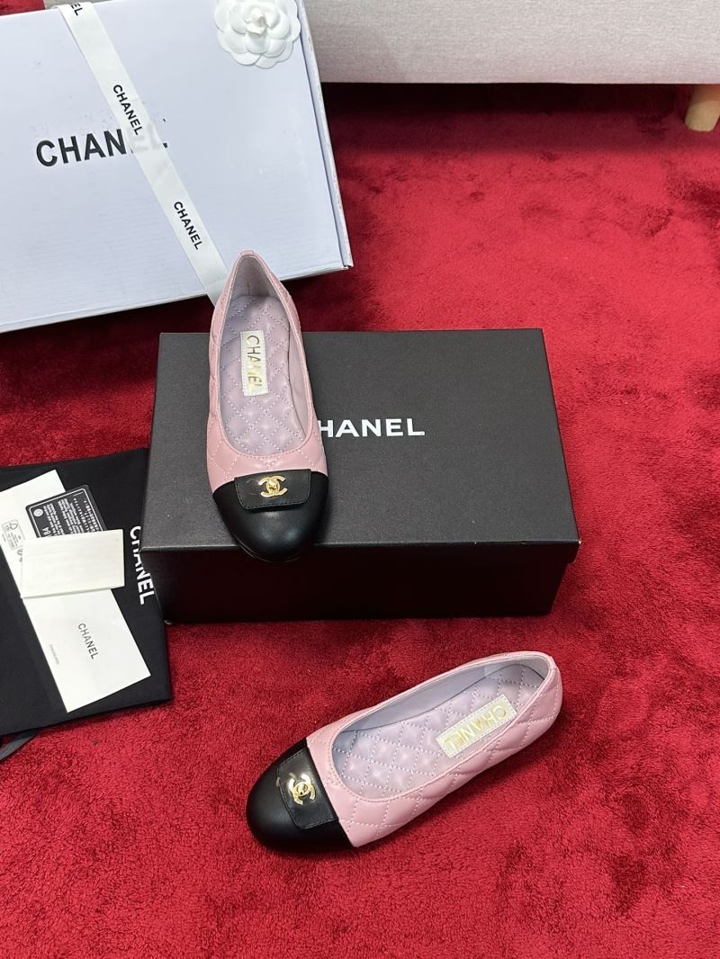 Chanel Low Shoes